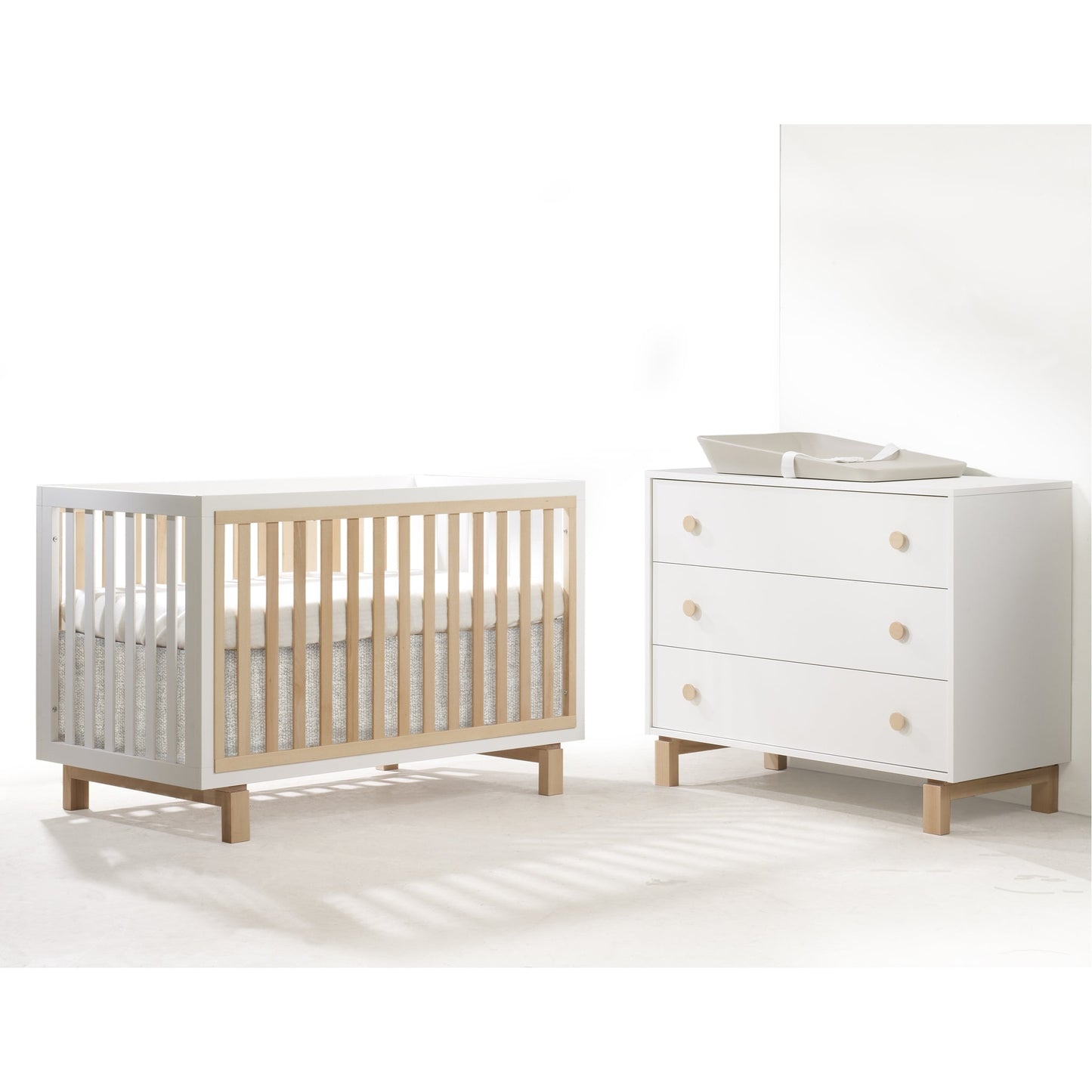 Tulip Bjorn Classic Crib and 3 Drawer Dresser XL, White/Natural