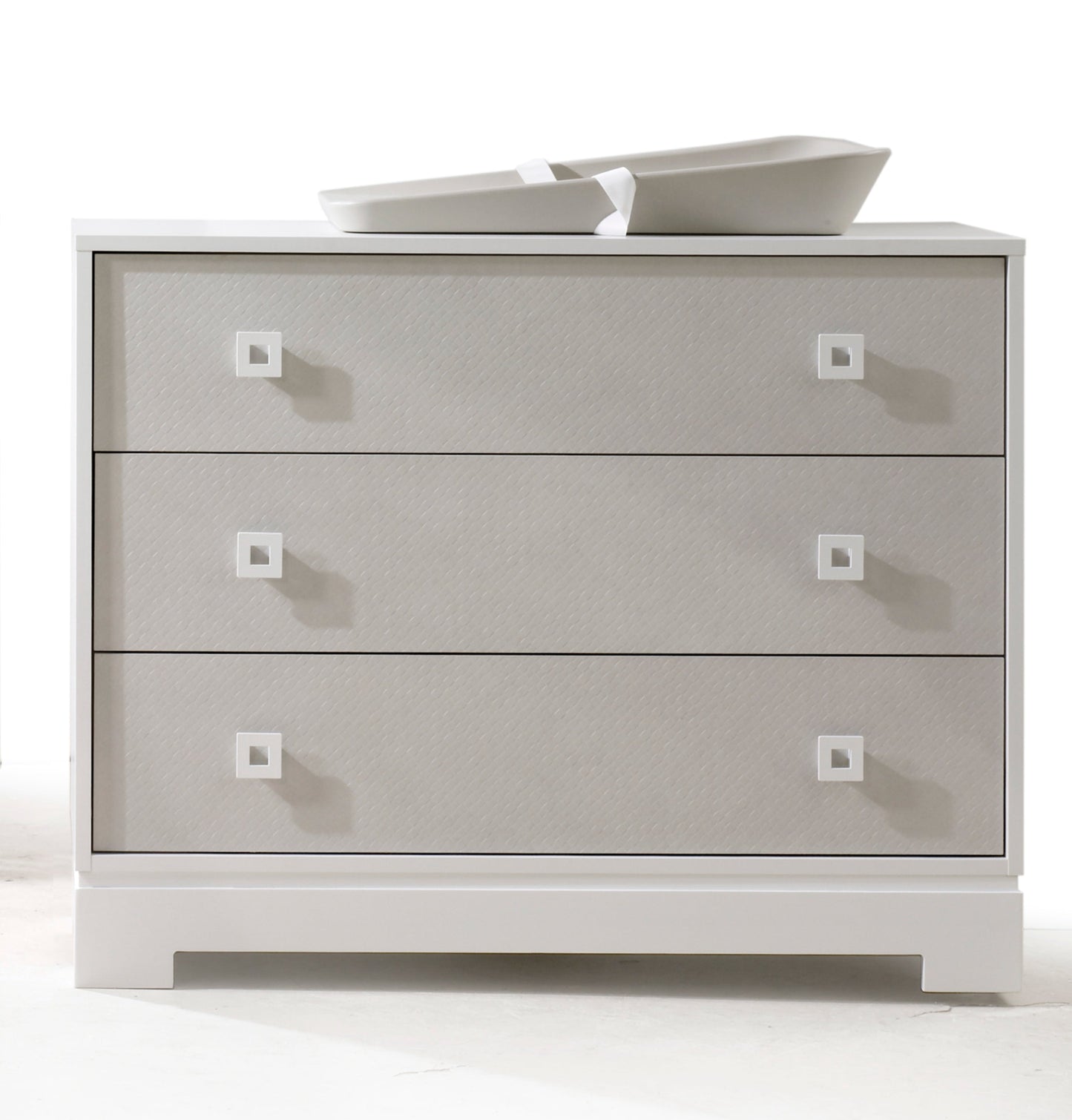 Tulip Olson 3 Drawer Dresser XL